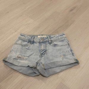 distressed jean shorts size 22